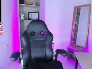 Jisoosquirt  live sex cam