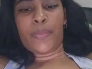 Lulu-liz  live sex cam