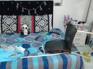 Soniafuckboobs  live sex cam