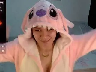 Soniafuckboobs  live sex cam