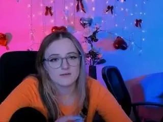 Luna-berryy  live sex cam