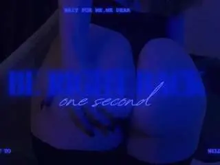 Luna-berryy  live sex cam