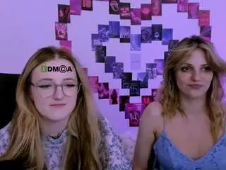 Luna-berryy  live sex cam