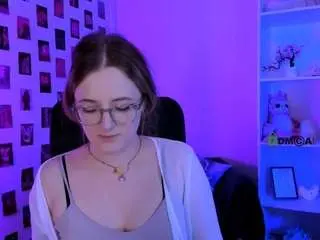 Luna-berryy  live sex cam