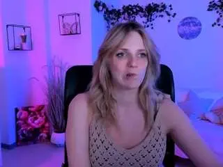 Luna-berryy  live sex cam