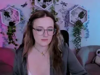 Luna-berryy  live sex cam