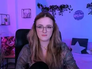 Luna-berryy  live sex cam