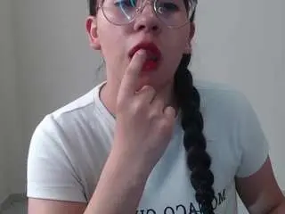 Megan-hot-v  live sex cam