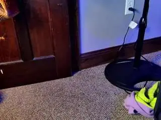 Sloane-santana  live sex cam
