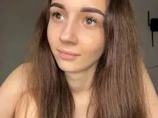 Sondrafausnaugh  live sex cam