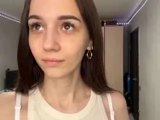 Sondrafausnaugh  live sex cam