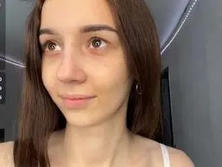 Sondrafausnaugh  live sex cam