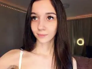 Sondrafausnaugh  live sex cam