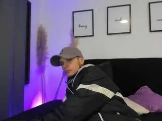 Boonyandcarrot  live sex cam