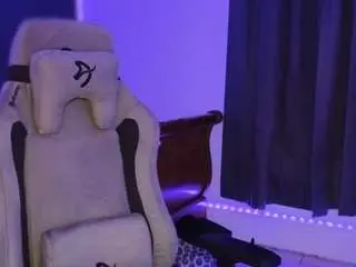 Drizzypeach602  live sex cam