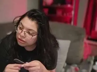 Drizzypeach602  live sex cam