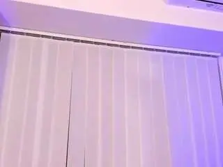 Kittysteel  live sex cam