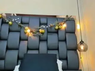 Lady-30  live sex cam