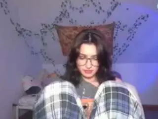 Mentallyillmile  live sex cam