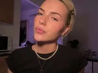 Rachalricherds  live sex cam