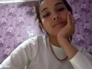 Anglealexender  live sex cam