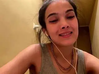 Anglealexender  live sex cam