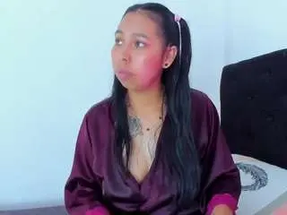 Emma-rogerss  live sex cam