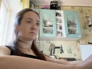 Claritamccrain  live sex cam