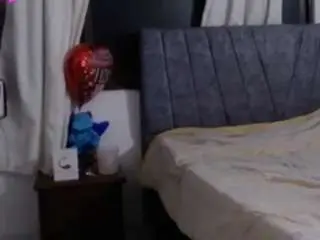 Ebonyahgata  live sex cam