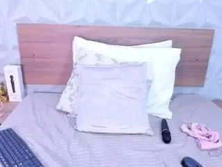 Lunaleee  live sex cam
