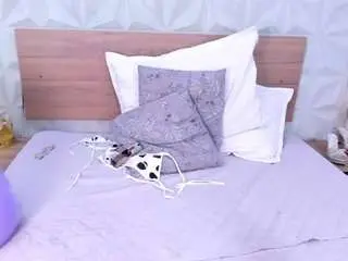 Lunaleee  live sex cam