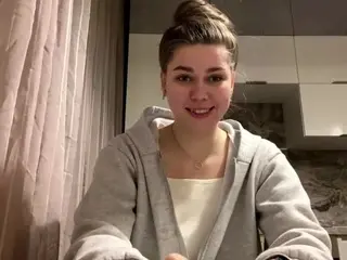 Marianaberg  live sex cam