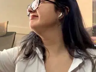 Shylittlemouth  live sex cam