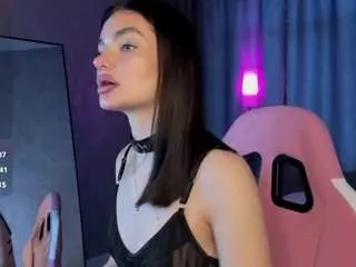 Blaackk-caatt  live sex cam