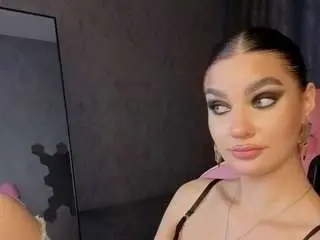 Blaackk-caatt  live sex cam