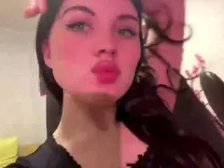 Cherigetzschman  live sex cam