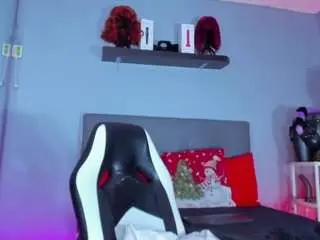 Coco-kiiss  live sex cam