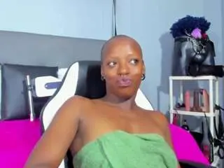 Coco-kiiss  live sex cam
