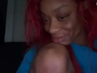 Delightfuldark  live sex cam