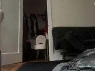 Delightfuldark  live sex cam
