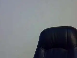 Slut123-bitch  live sex cam