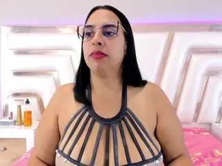 Geminisclark  live sex cam