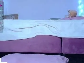Littlemily  live sex cam