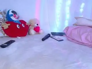 Littlemily  live sex cam
