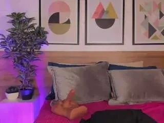 Miiakay  live sex cam