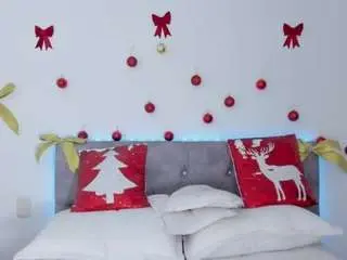 Nicolepowell  live sex cam