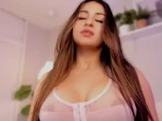 Queen-liana  live sex cam