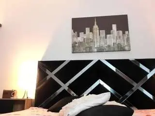 Scarlettprinces  live sex cam