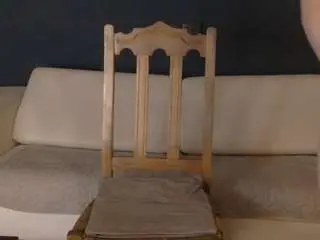 Whitequeen888  live sex cam