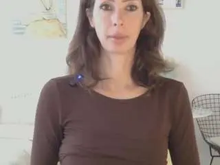 Whitequeen888  live sex cam